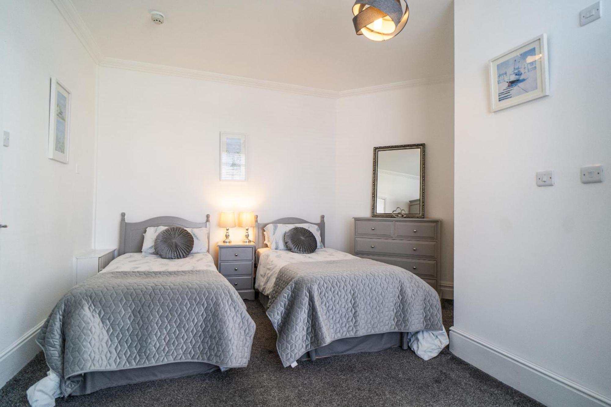 Beachmount Holiday Apartments Colwyn Bay Esterno foto