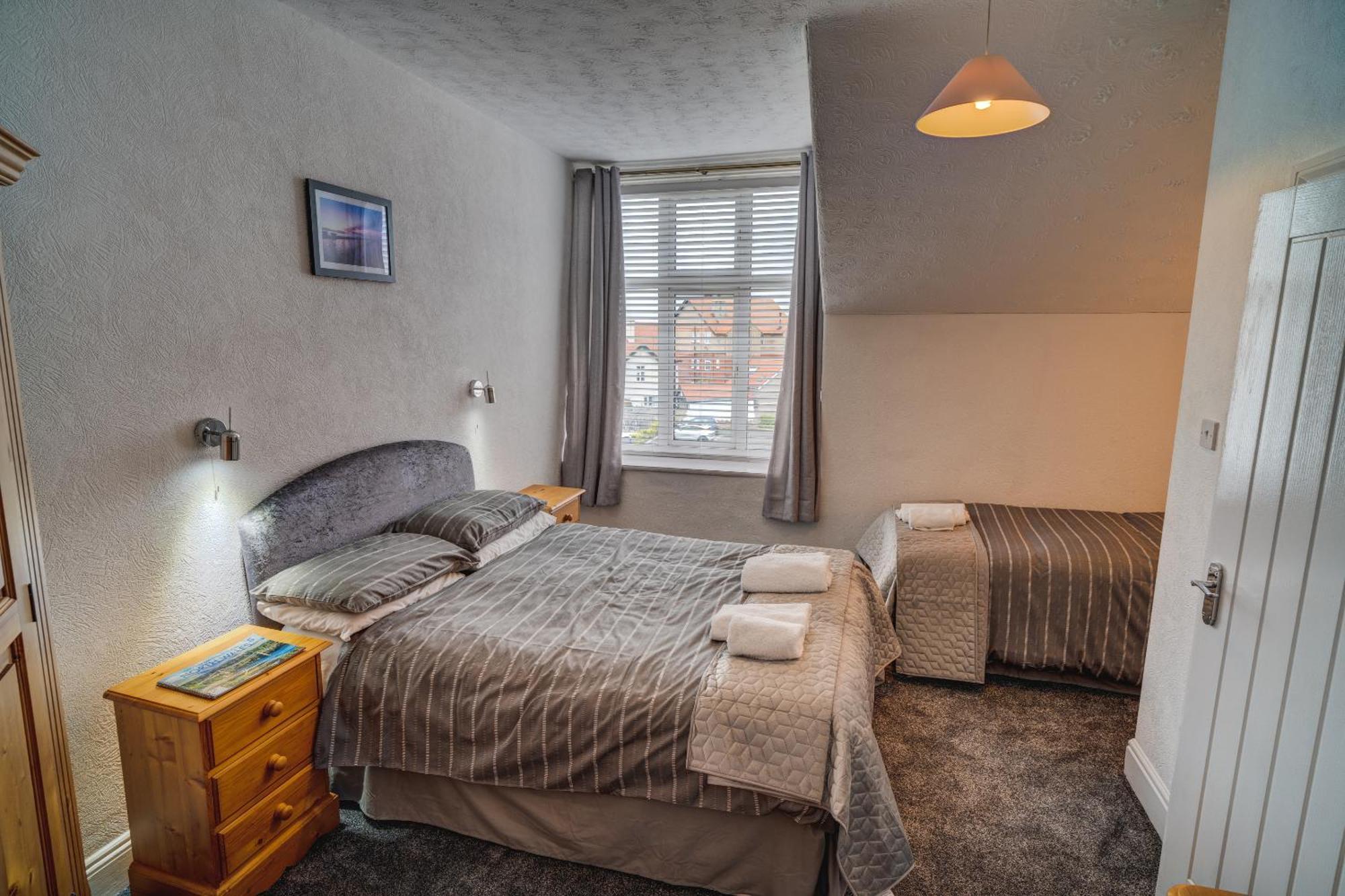 Beachmount Holiday Apartments Colwyn Bay Esterno foto